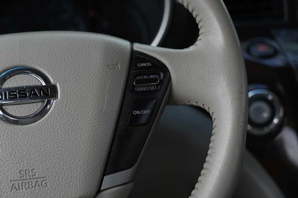 Used 2016 Nissan Quest SV FWD image 38