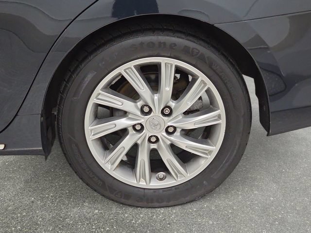 Used 2014 Toyota Camry LE FWD image 32