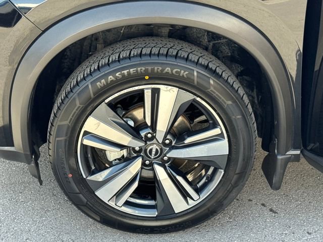 Used 2023 Nissan Rogue SL image 24