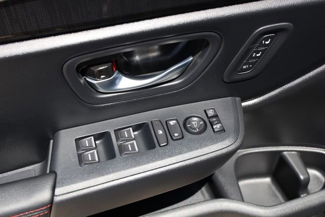 Certified 2025 Honda Pilot Black Edition image 25