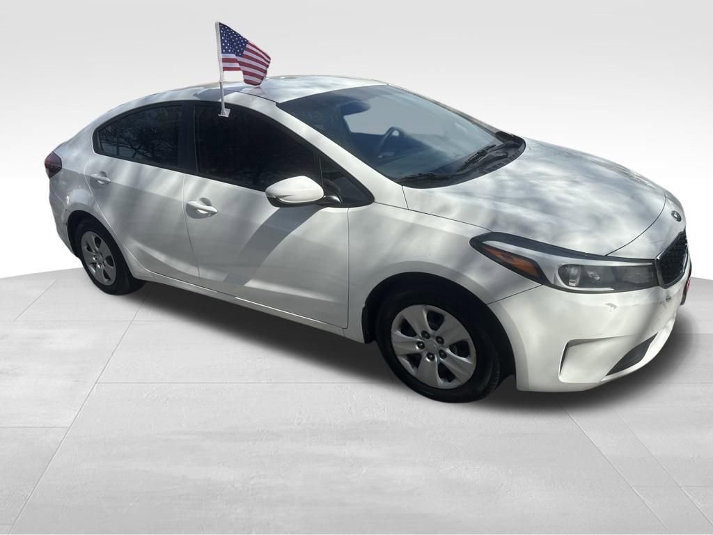 Used 2017 Kia Forte LX image 27