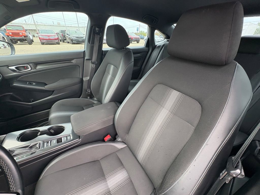 Used 2023 Honda Civic Sport image 13