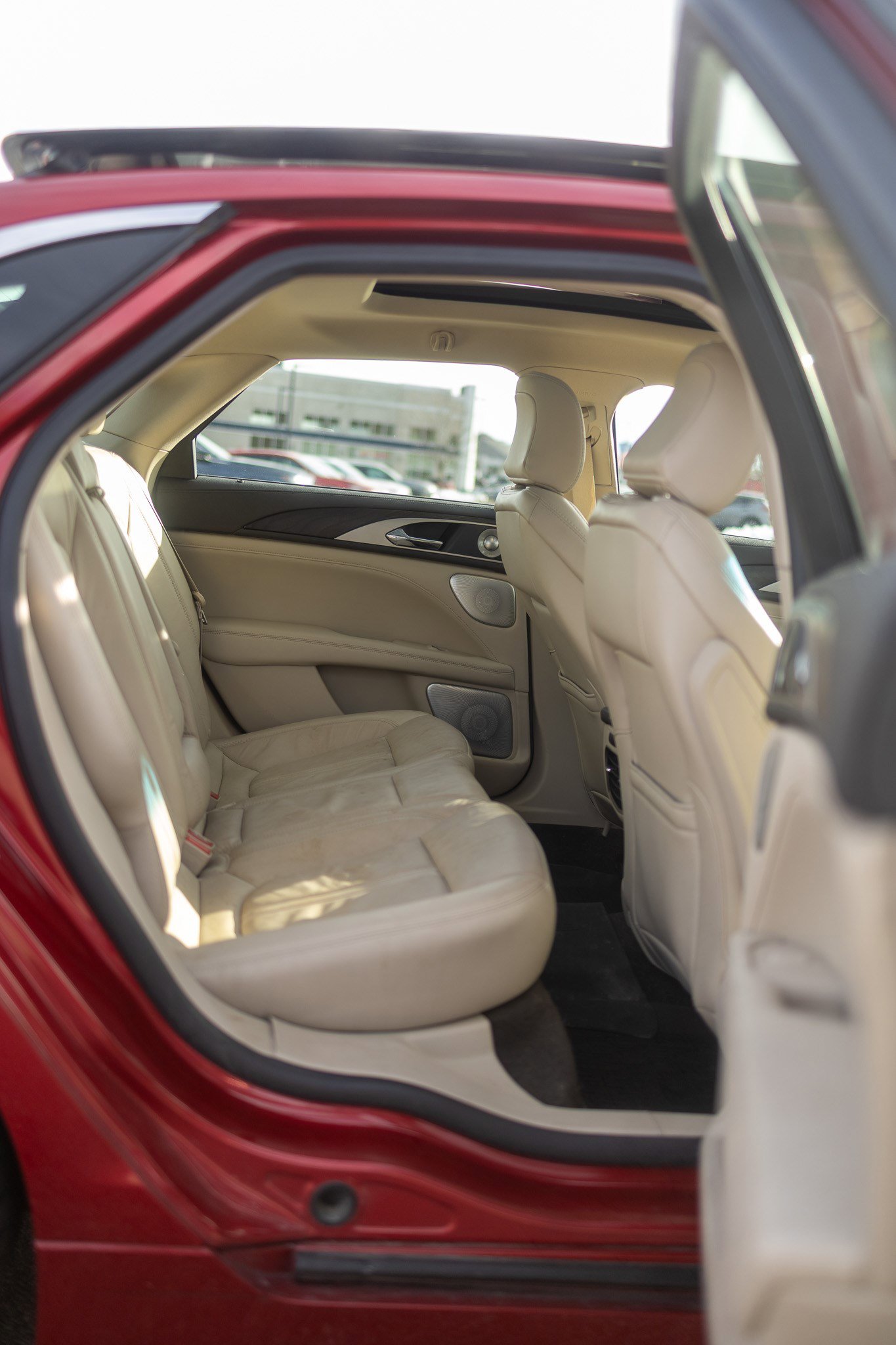 Used 2020 Lincoln MKZ Reserve w/ Luxury Package image 34