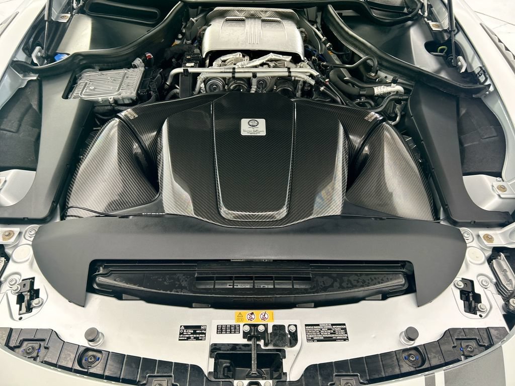 Used 2020 Mercedes-Benz AMG GT R image 24