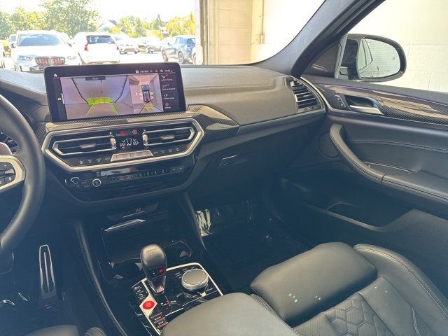 Used 2025 BMW X4 M w/ Premium Package image 46