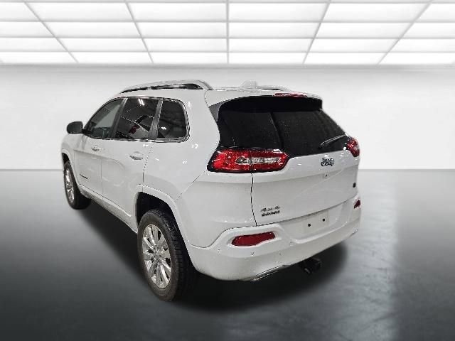 Used 2018 Jeep Cherokee Overland w/ Technology Group AWD/4WD image 7