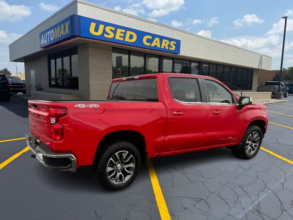 Used 2025 Chevrolet Silverado 1500 LT image 5