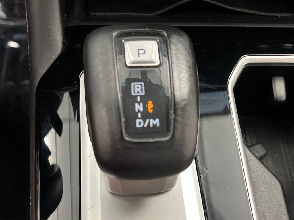 Used 2025 Mitsubishi Outlander SE image 49