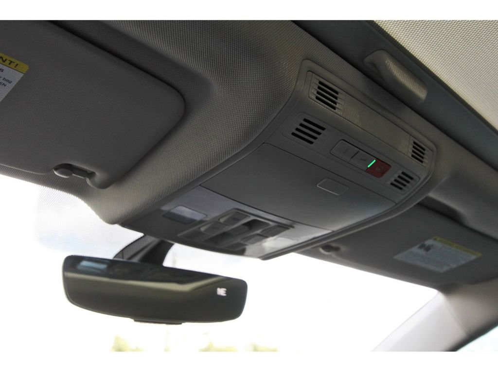 Used 2020 Volkswagen Jetta SE image 27