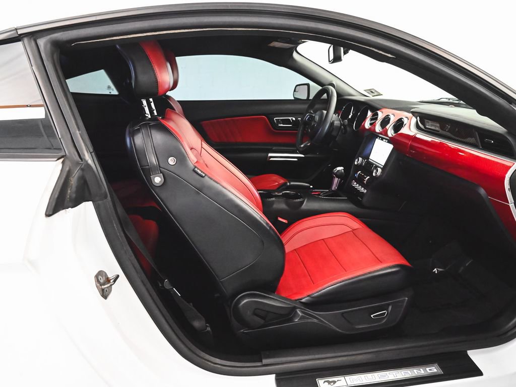 Used 2016 Ford Mustang GT Premium w/ Black Accent Package RWD image 30