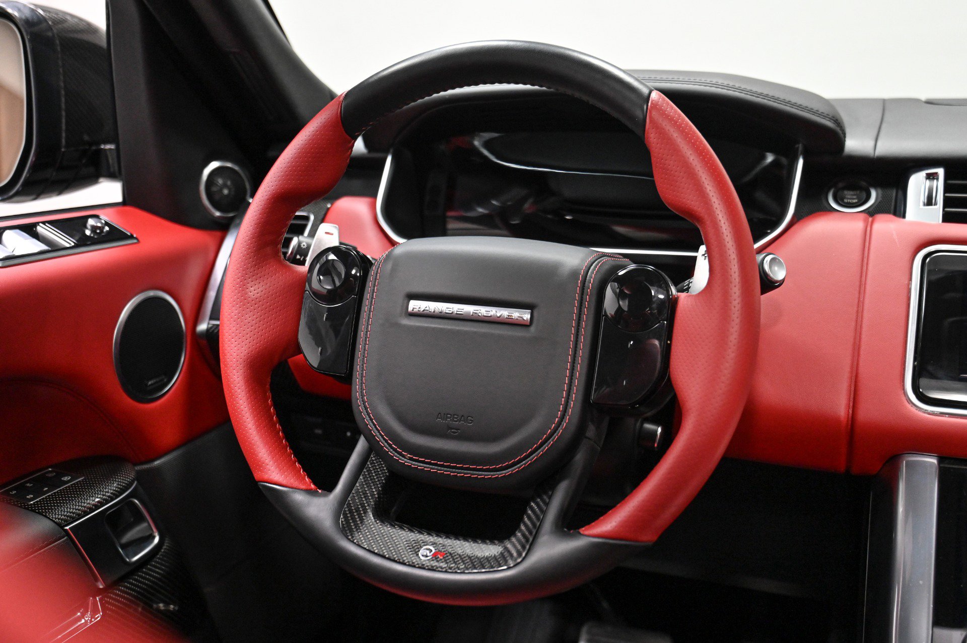 Used 2022 Land Rover Range Rover Sport SVR Carbon Edition image 8