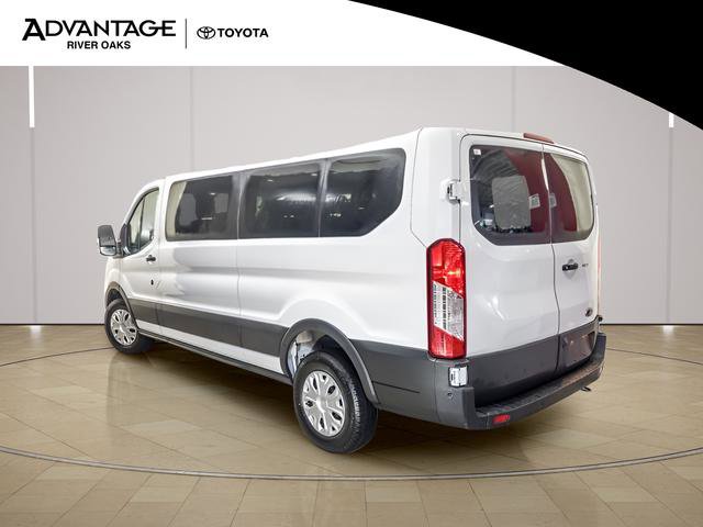 Used 2023 Ford Transit 350 XLT image 5