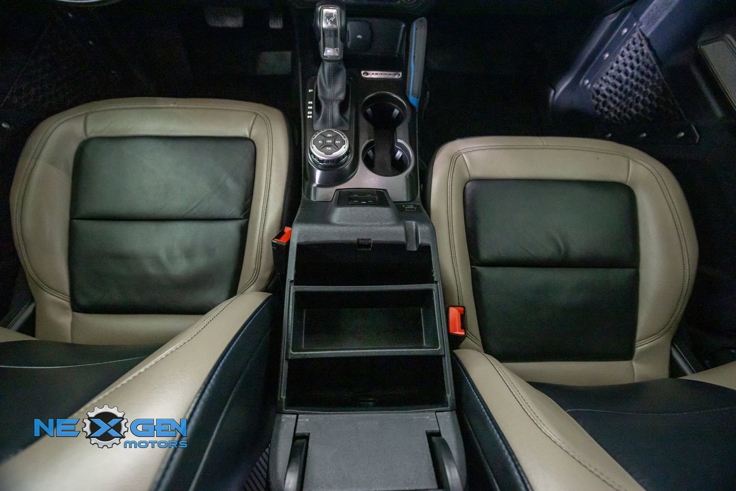 Used 2022 Ford Bronco Wildtrak AWD/4WD image 32