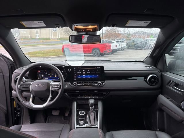 Used 2024 Chevrolet Colorado Z71 w/ Z71 Convenience Package 2 image 30