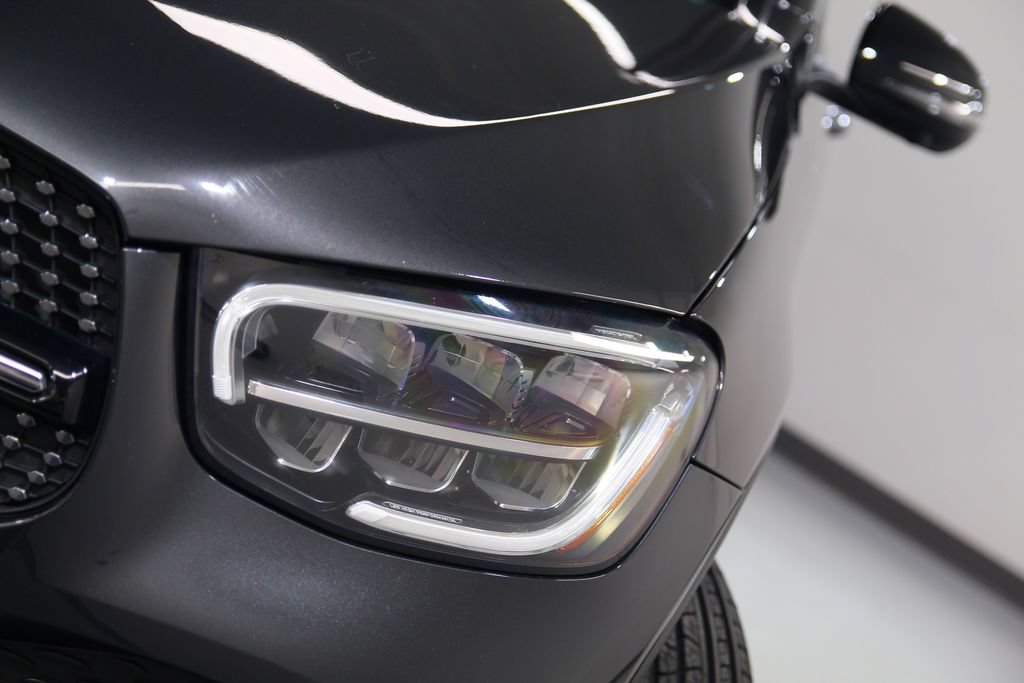 Used 2022 Mercedes-Benz GLC 300 4MATIC image 10
