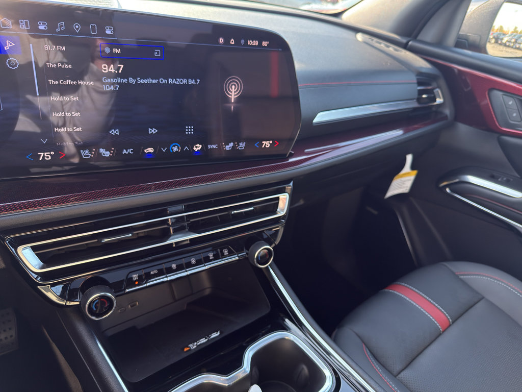 Certified 2024 Chevrolet Traverse RS w/ LPO, Floor Liner Package image 21