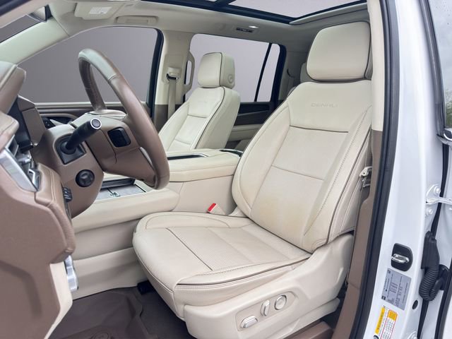 Used 2023 GMC Yukon XL Denali w/ LPO, Floor Liner Package AWD/4WD image 14