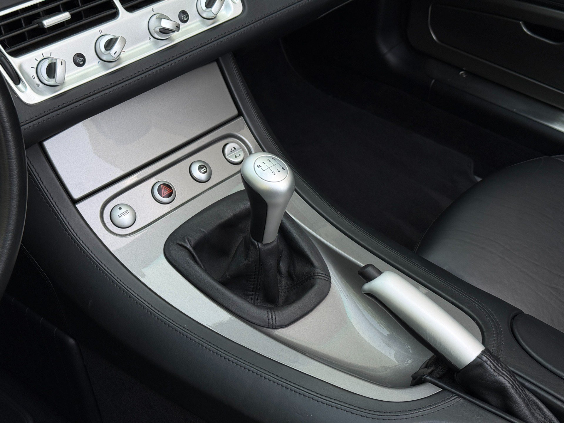Used 2002 BMW Z8 RWD image 35