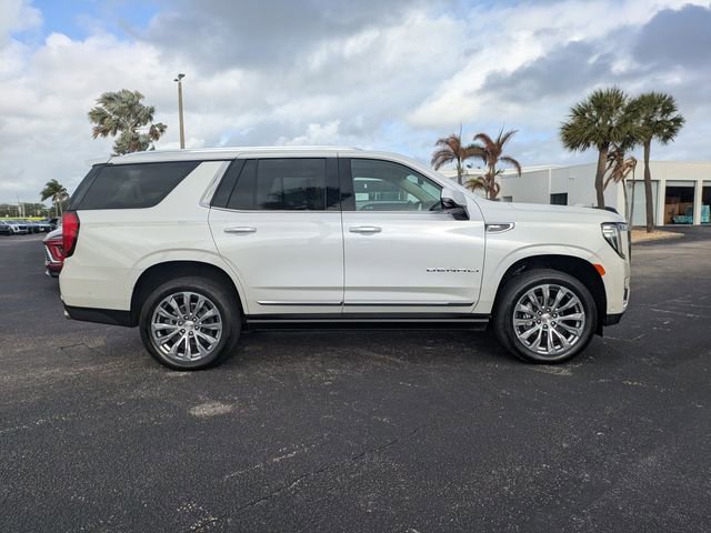 Used 2024 GMC Yukon Denali w/ Denali Reserve Package image 3