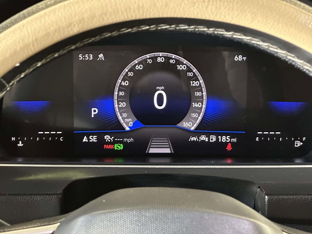 Used 2024 Volkswagen Tiguan SE AWD/4WD image 28