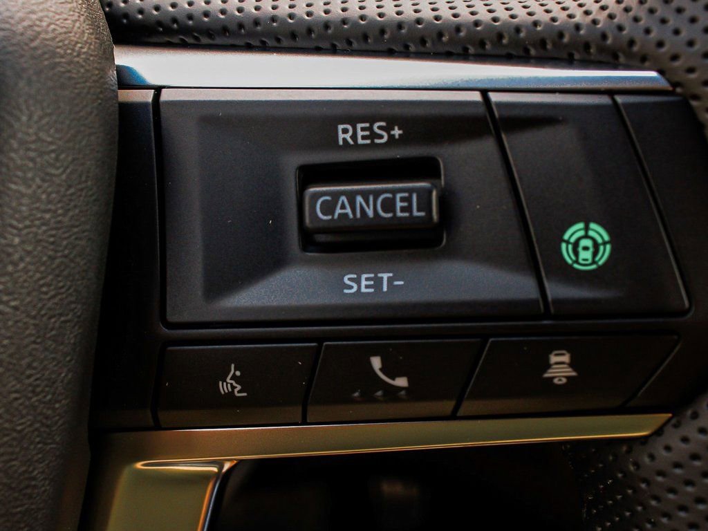 New 2025 Mitsubishi Outlander SEL image 27