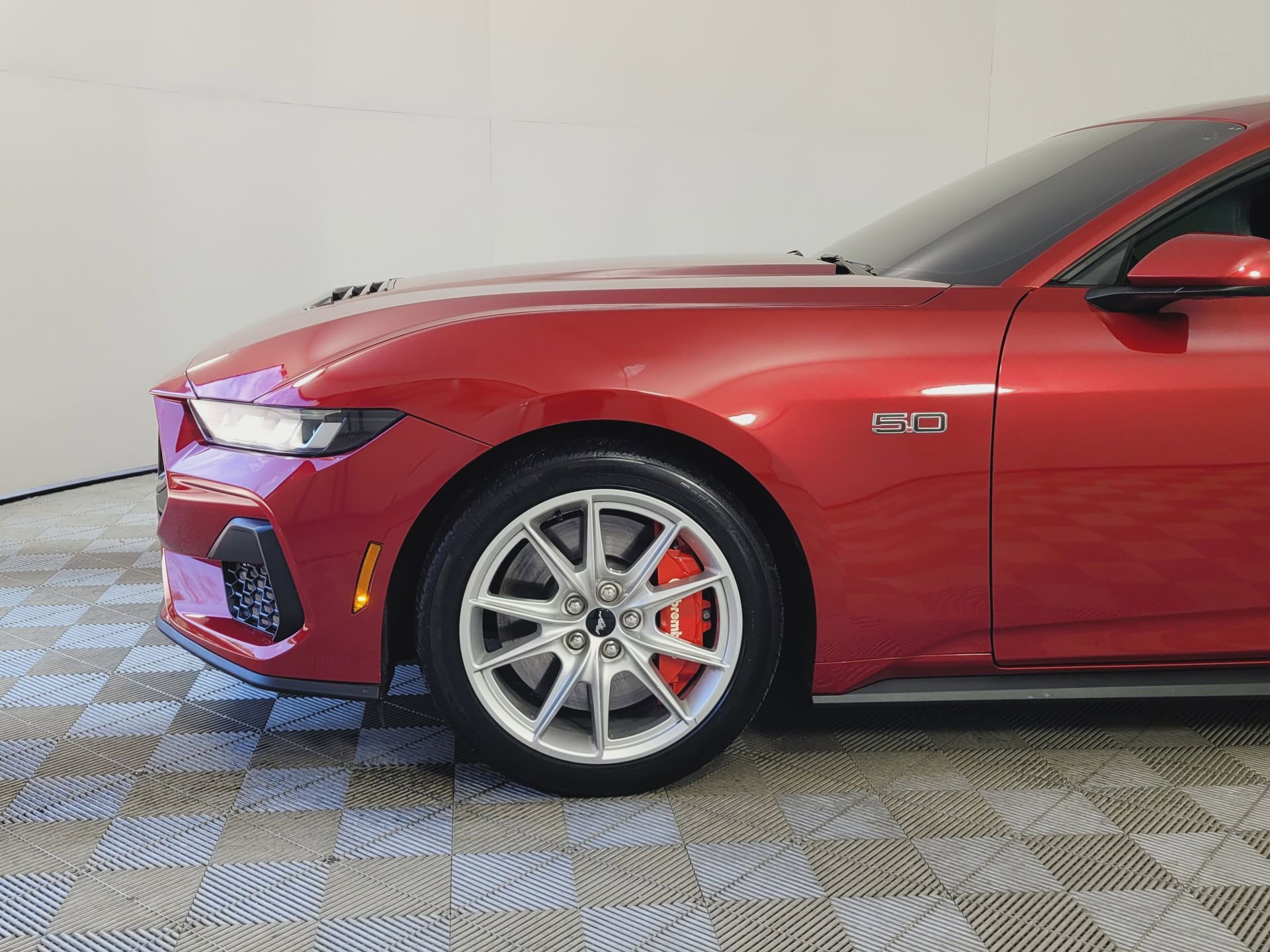 Used 2024 Ford Mustang GT Premium image 4