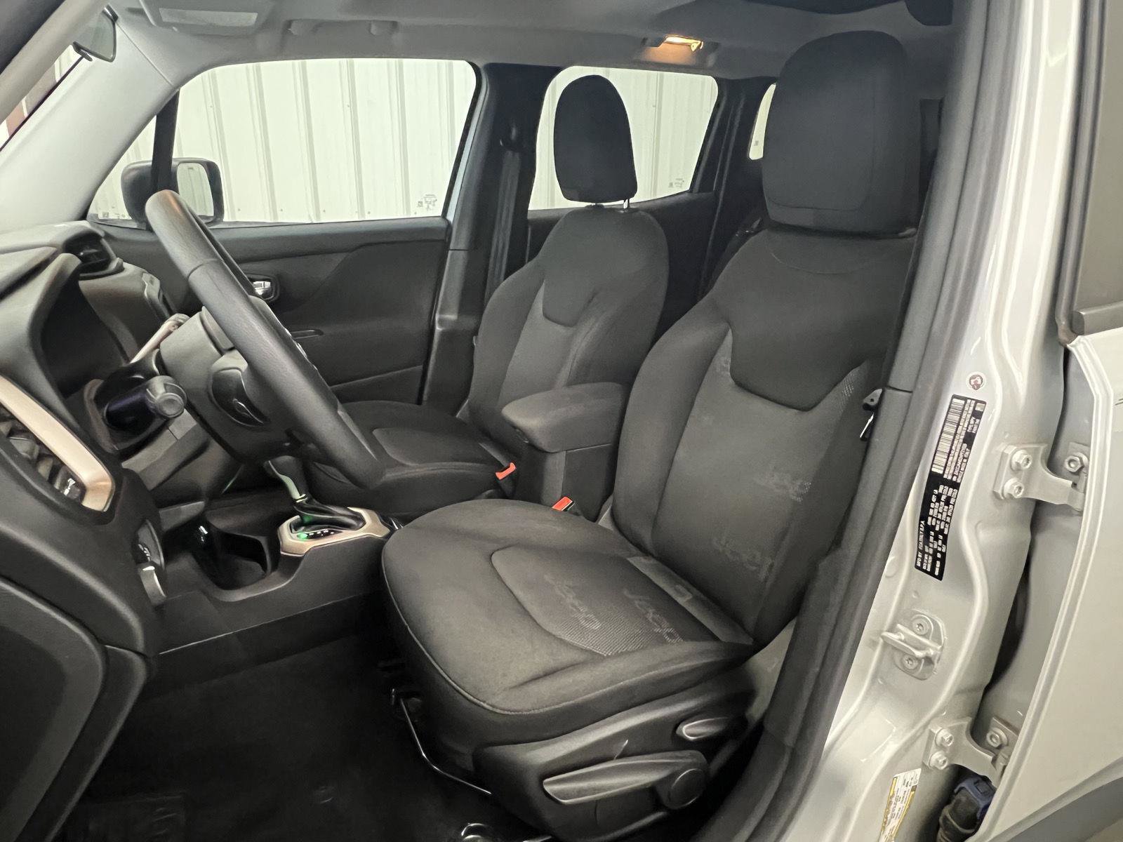 Used 2017 Jeep Renegade Sport w/ Power & Air Group image 3