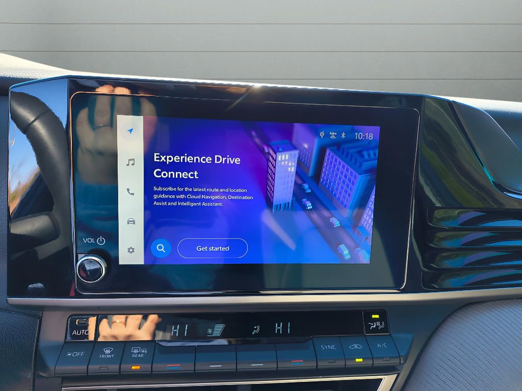 Used 2025 Toyota Camry SE image 26