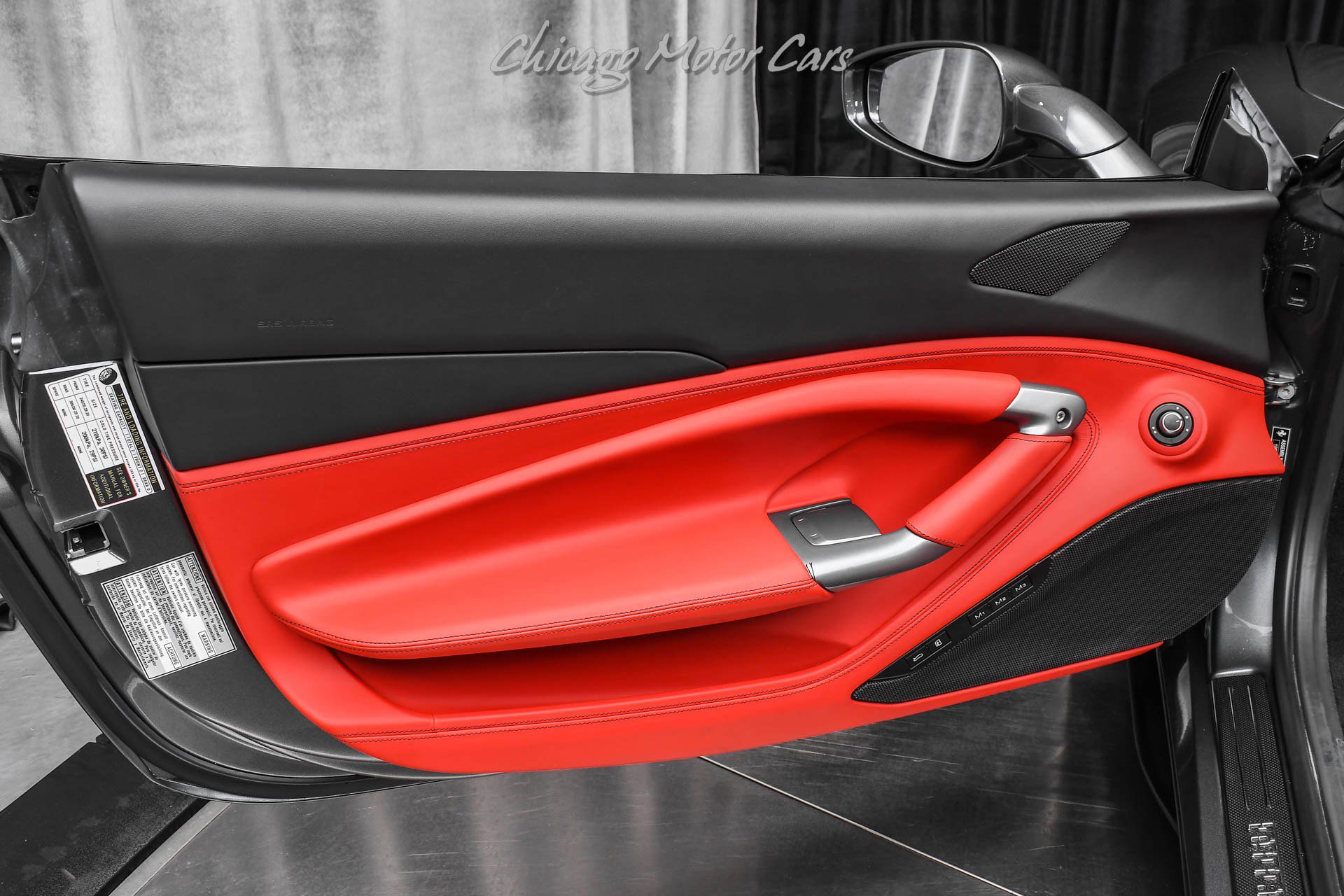 Used 2022 Ferrari F8 Tributo image 31