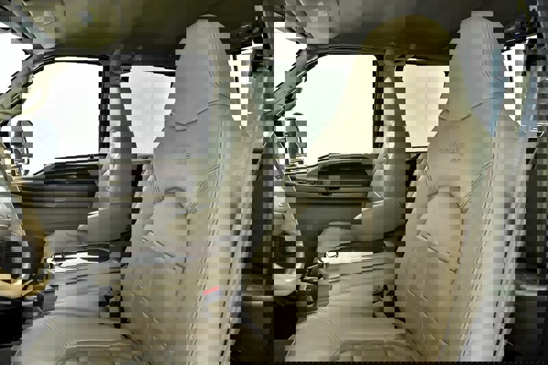 Used 2000 Ford F350 Lariat image 21