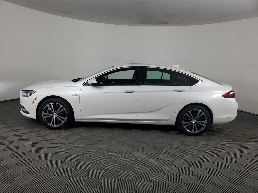 Used 2018 Buick Regal Essence w/ Driver Confidence Package #1 image 7