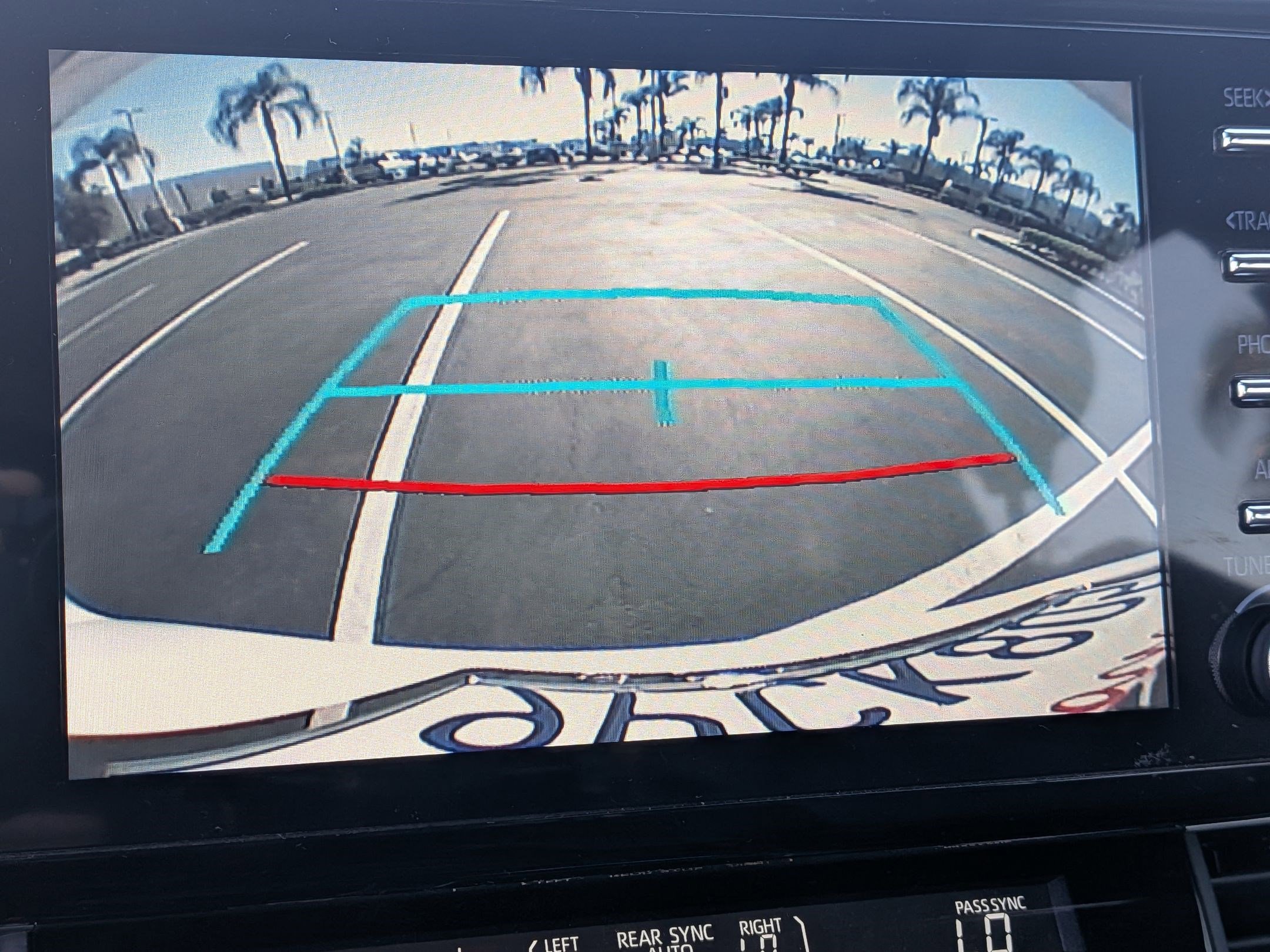 Used 2024 Toyota Sienna XSE w/ XSE Plus Package image 24