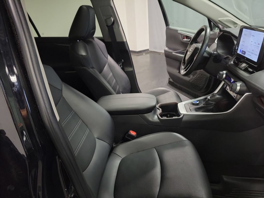 Used 2023 Toyota RAV4 Limited AWD/4WD image 22