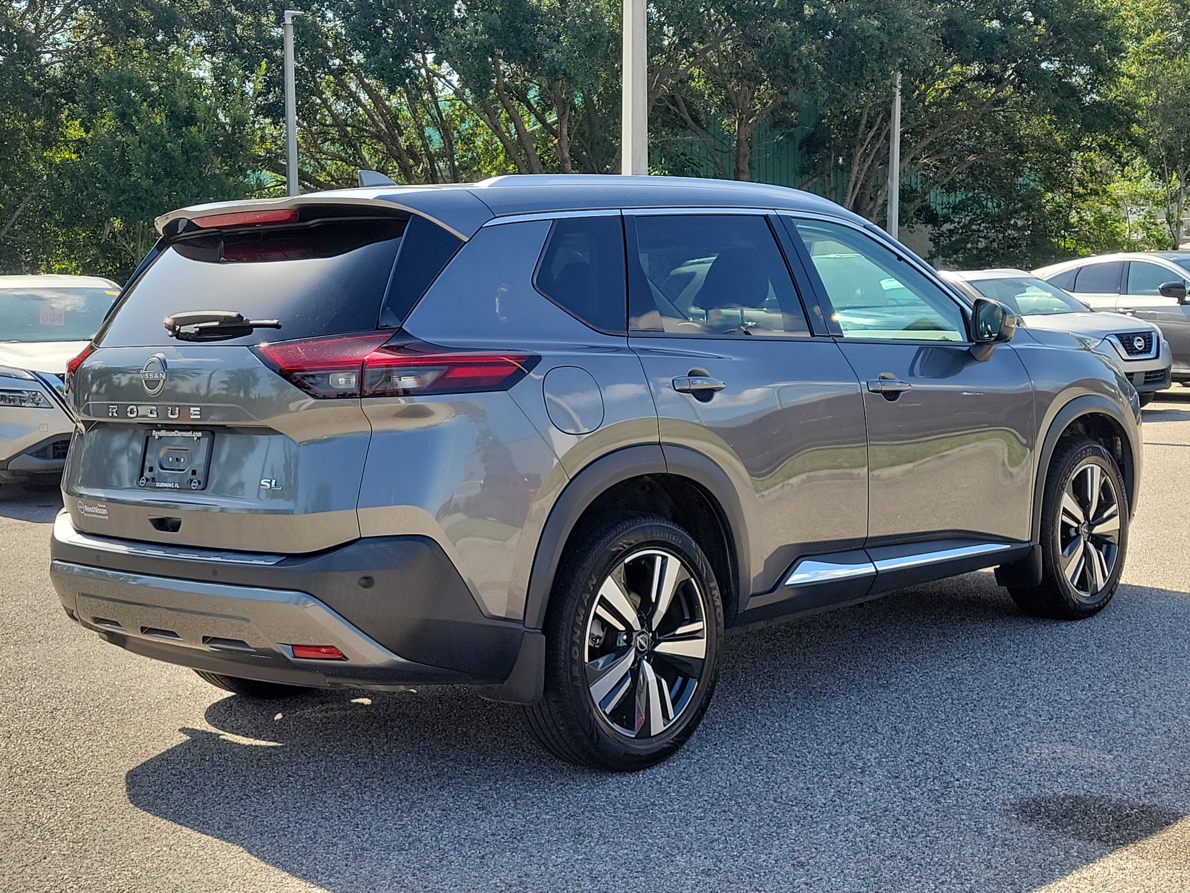 Certified 2022 Nissan Rogue SL FWD image 6