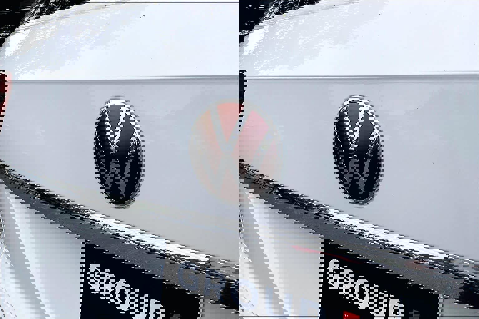 Used 2021 Volkswagen Atlas Cross Sport SEL Premium R-Line image 33