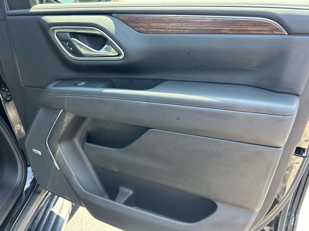 Used 2023 Chevrolet Tahoe High Country AWD/4WD image 22