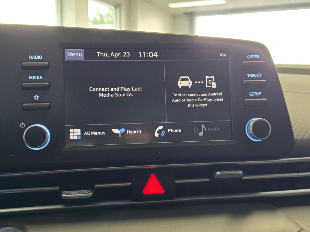 Used 2023 Hyundai Elantra Blue FWD image 28