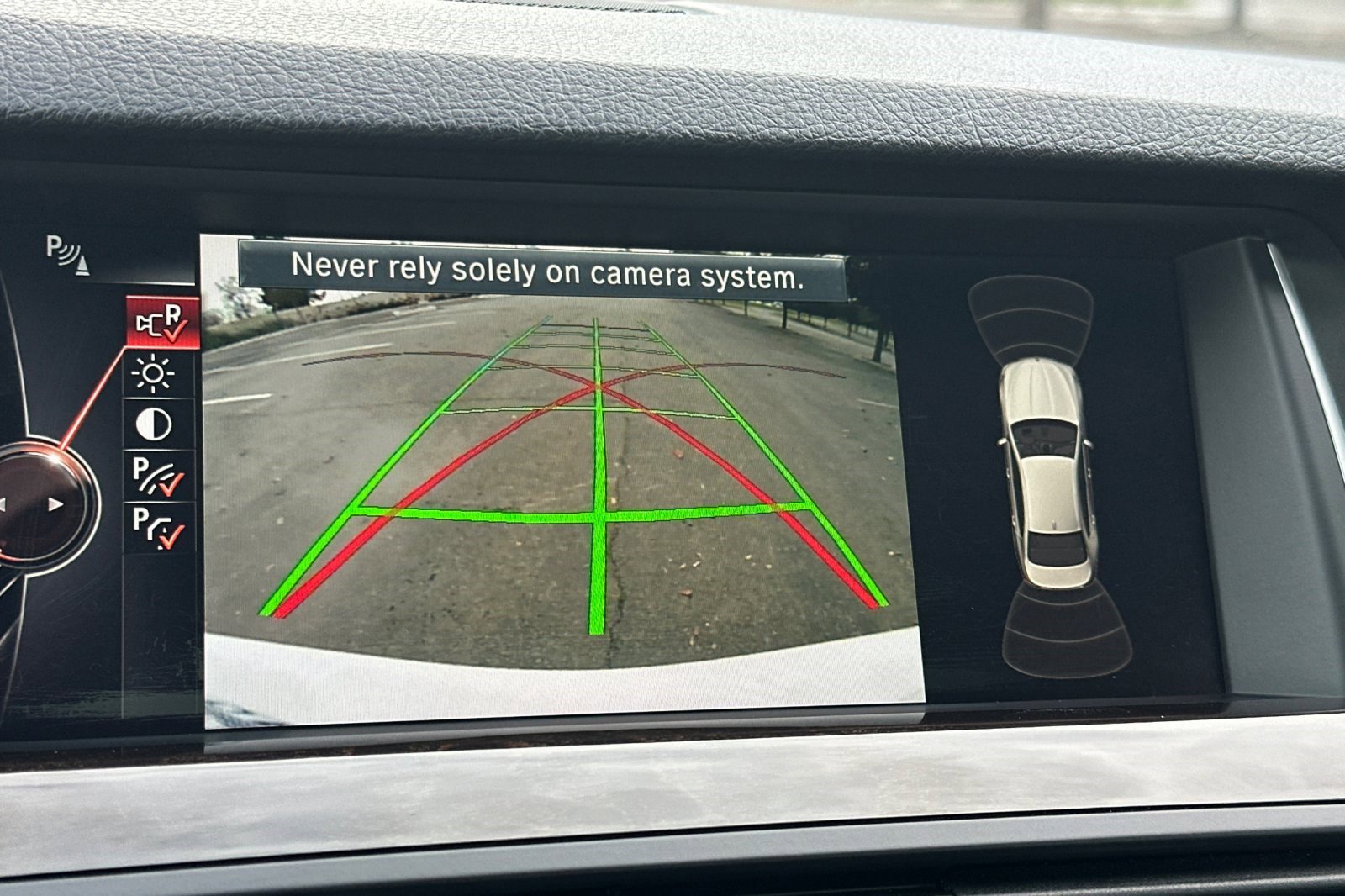 Used 2016 BMW 528i Sedan image 24