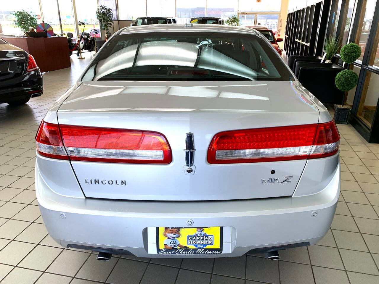 Used 2011 Lincoln MKZ w/ 102A Rapid Spec Order Code FWD image 4