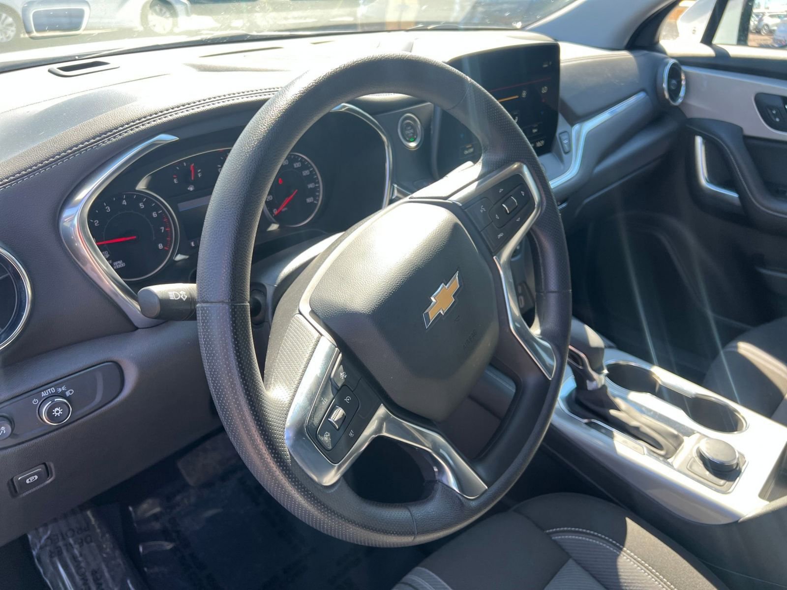 Used 2025 Chevrolet Blazer LT image 28