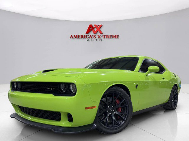 Used 2015 Dodge Challenger SRT Hellcat image 2