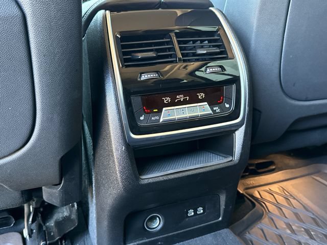 Used 2020 BMW X7 xDrive40i w/ Cold Weather Package AWD/4WD image 23