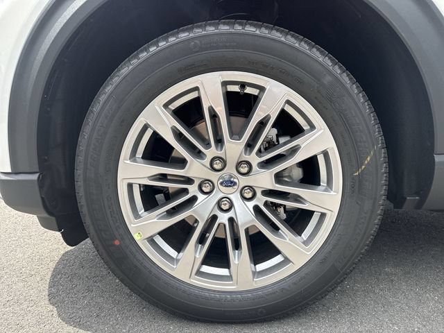 New 2026 Ford Explorer Platinum AWD/4WD image 10