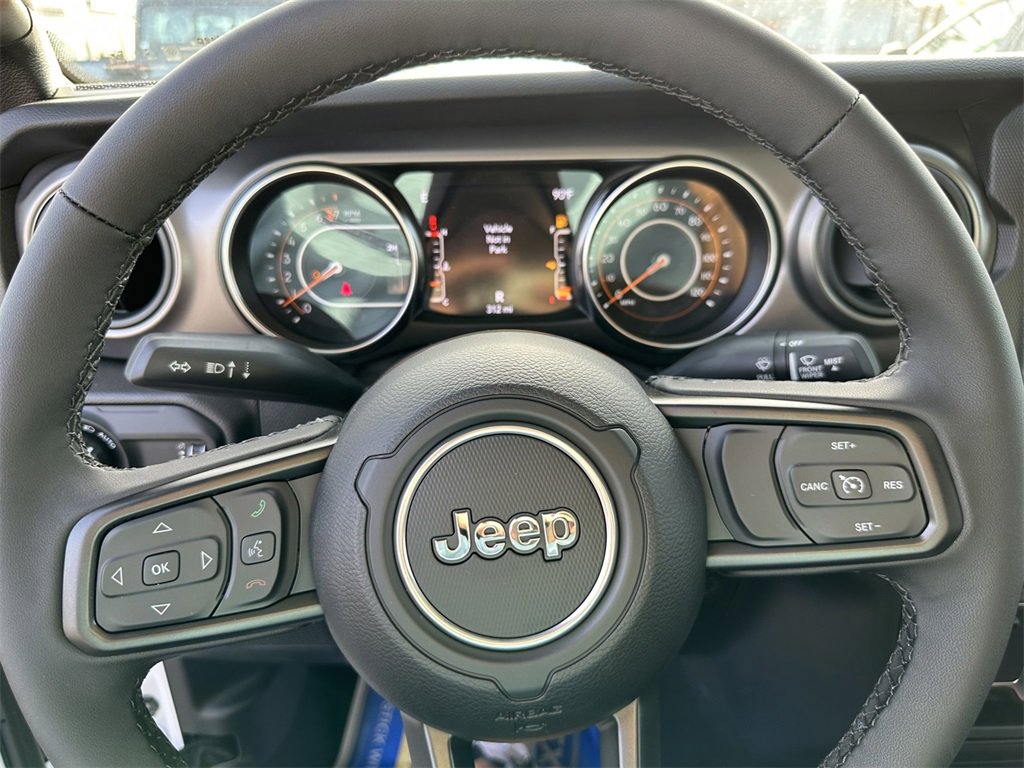 New 2023 Jeep Gladiator Sport image 31