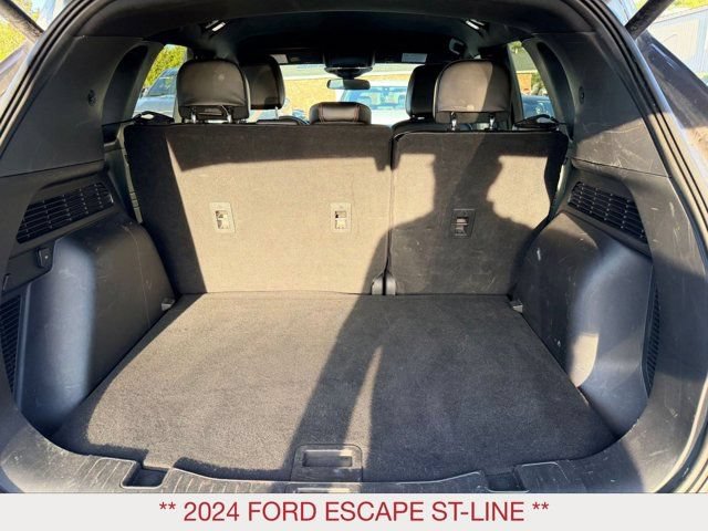 Used 2024 Ford Escape ST-Line AWD/4WD image 13