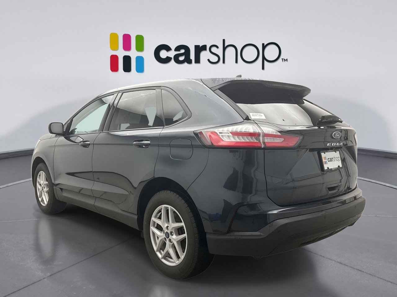 Used 2022 Ford Edge SE image 3