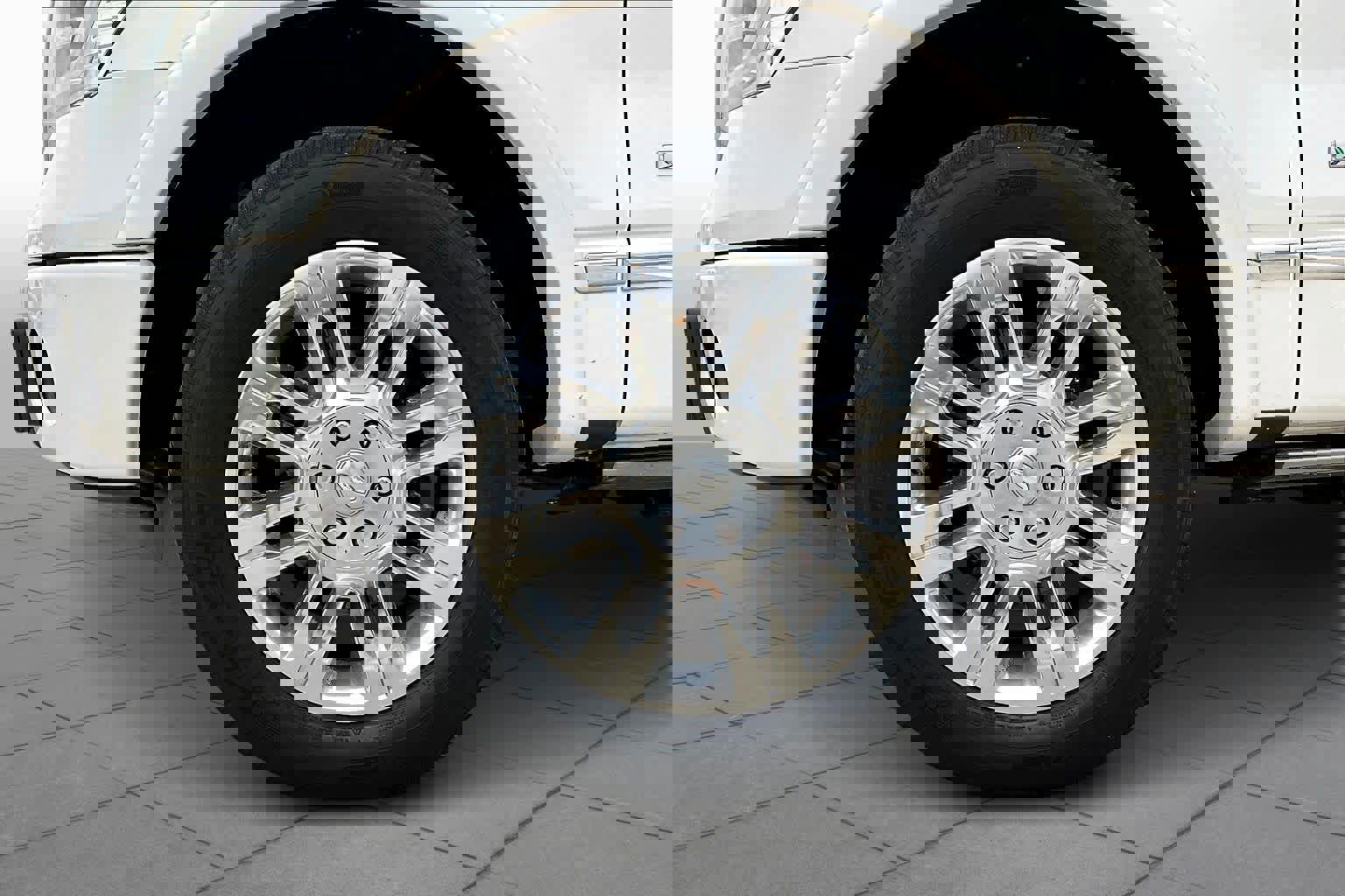 Used 2013 Ford F150 Platinum image 11