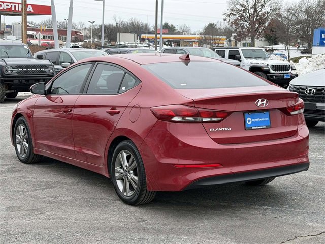 Used 2017 Hyundai Elantra SE image 3
