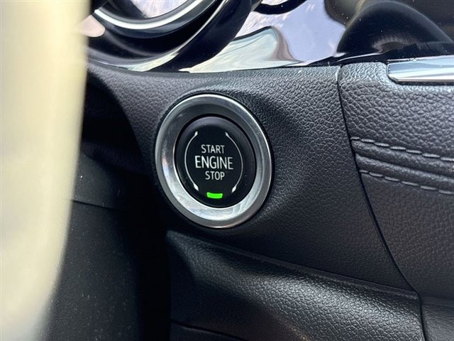 Certified 2021 Buick Encore GX Select w/ Sport Touring Package FWD image 16