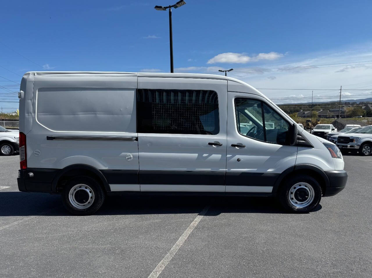 Used 2018 Ford Transit 350 148 Medium Roof RWD image 40